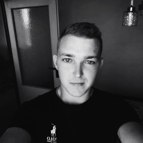 Vladyslav L.